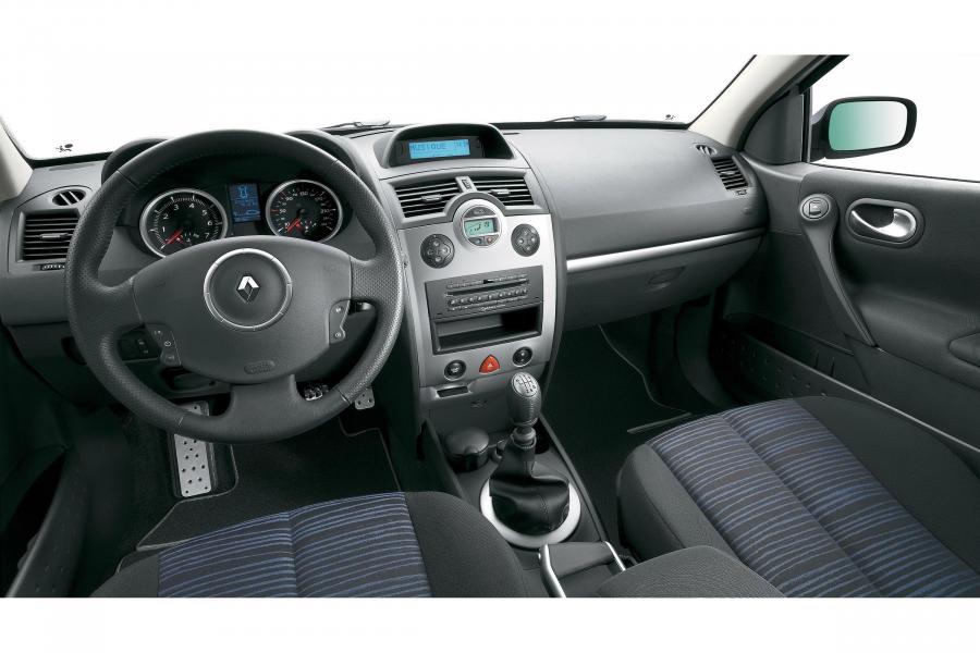  Renault Megane Break 2006 года  (фото 12 из 24)